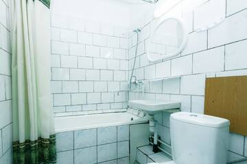 Фото номера Трехместный номер эконом-класса Отель Юбилейный г. Бобруйск 5
